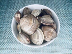 buy middle neck clams online