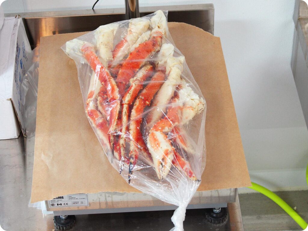 how to store frozen seafood